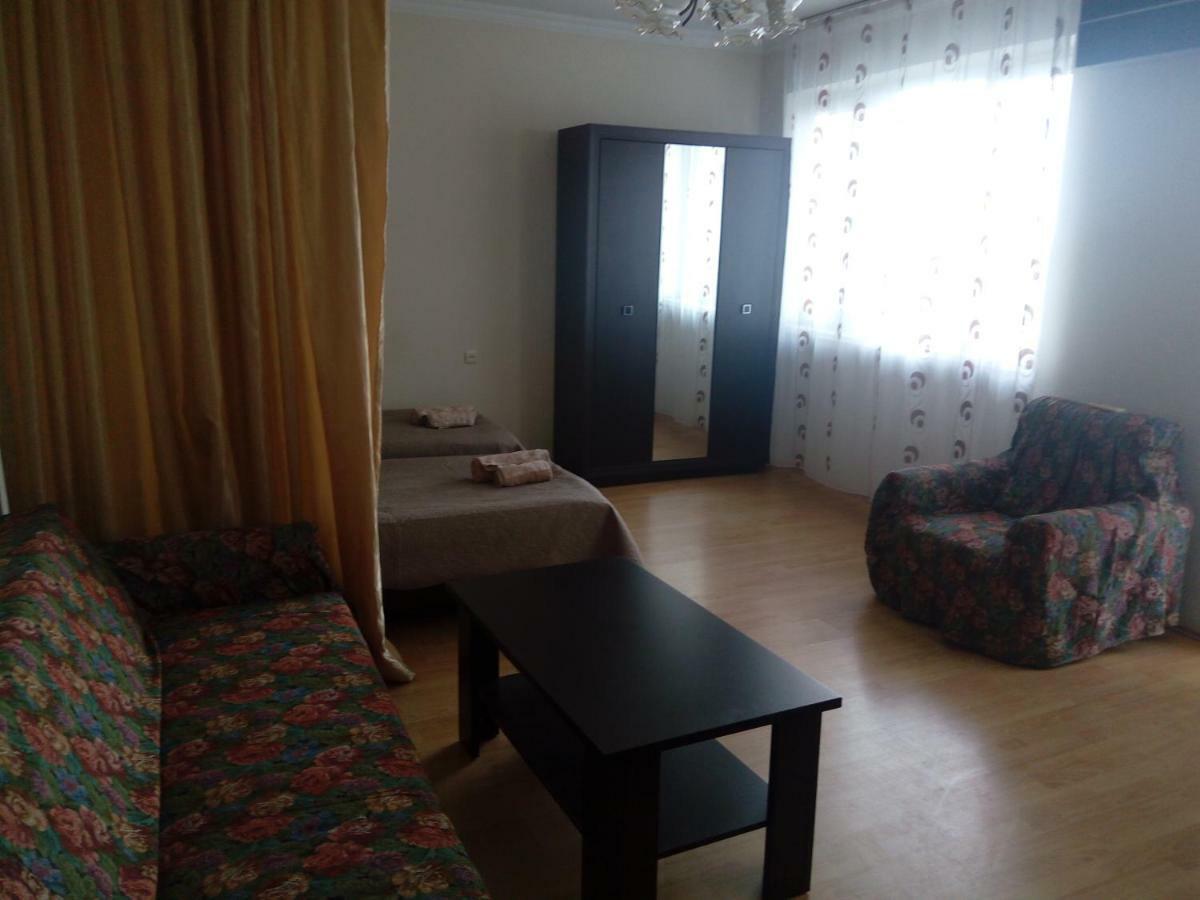 Apartment Khimshiashvili 9 Μπατούμι Εξωτερικό φωτογραφία