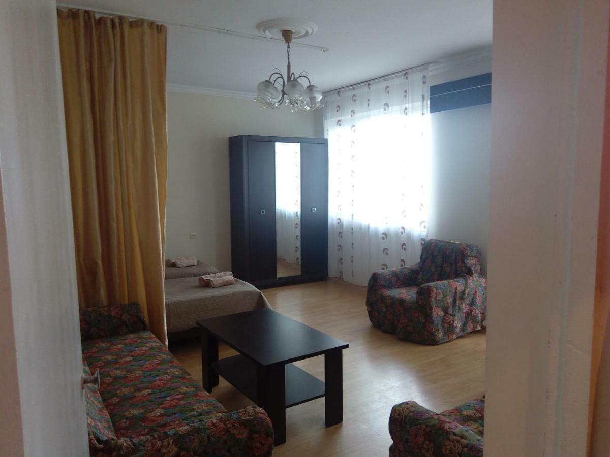 Apartment Khimshiashvili 9 Μπατούμι Εξωτερικό φωτογραφία